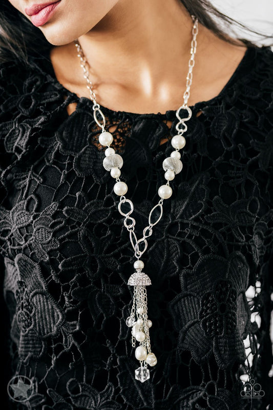 Designated Diva White Necklace Set